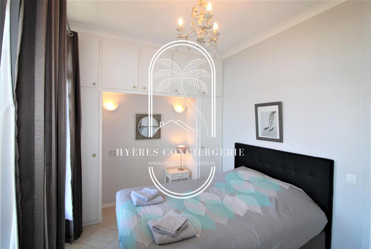 Appartement T3 Standing-Splendide vue mer - Piscine/Parking à Hyères Extérieur photo